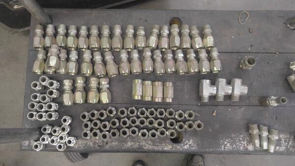 Hydraulic Fittings for sale Image